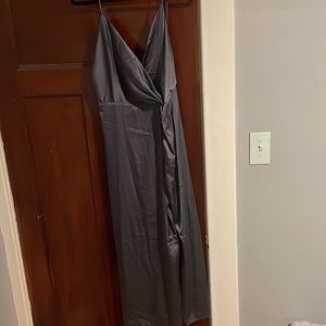 New without tag ASTR satin twist front midi dress